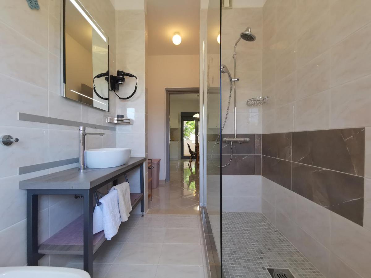 Apartment Pineta With Terrace & Park Wood View بولا المظهر الخارجي الصورة